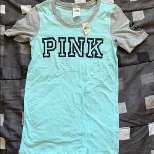 PINK Victoria's Secret Mint & Gray Short Sleeve Raglan Tee